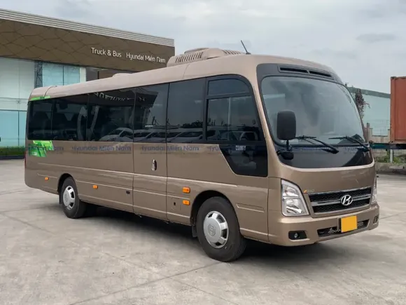 Hyundai County